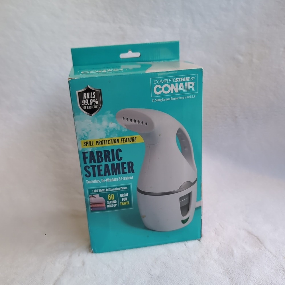 Conair Complete Steam Handheld Fabric Steamer 1100 Watts Model GS2W New In Box